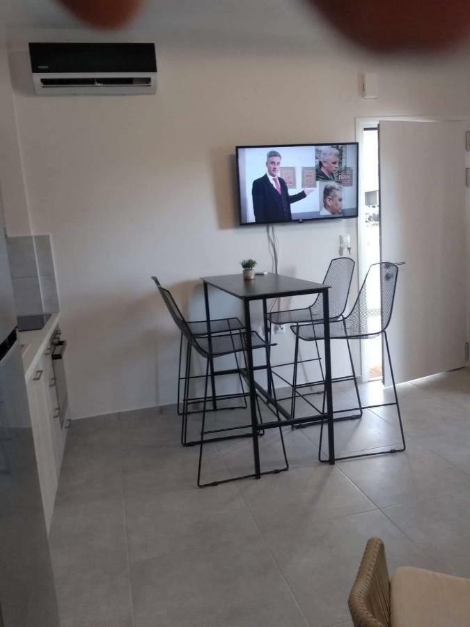 Néa Péramos Petrani Suite 1 מראה חיצוני תמונה
